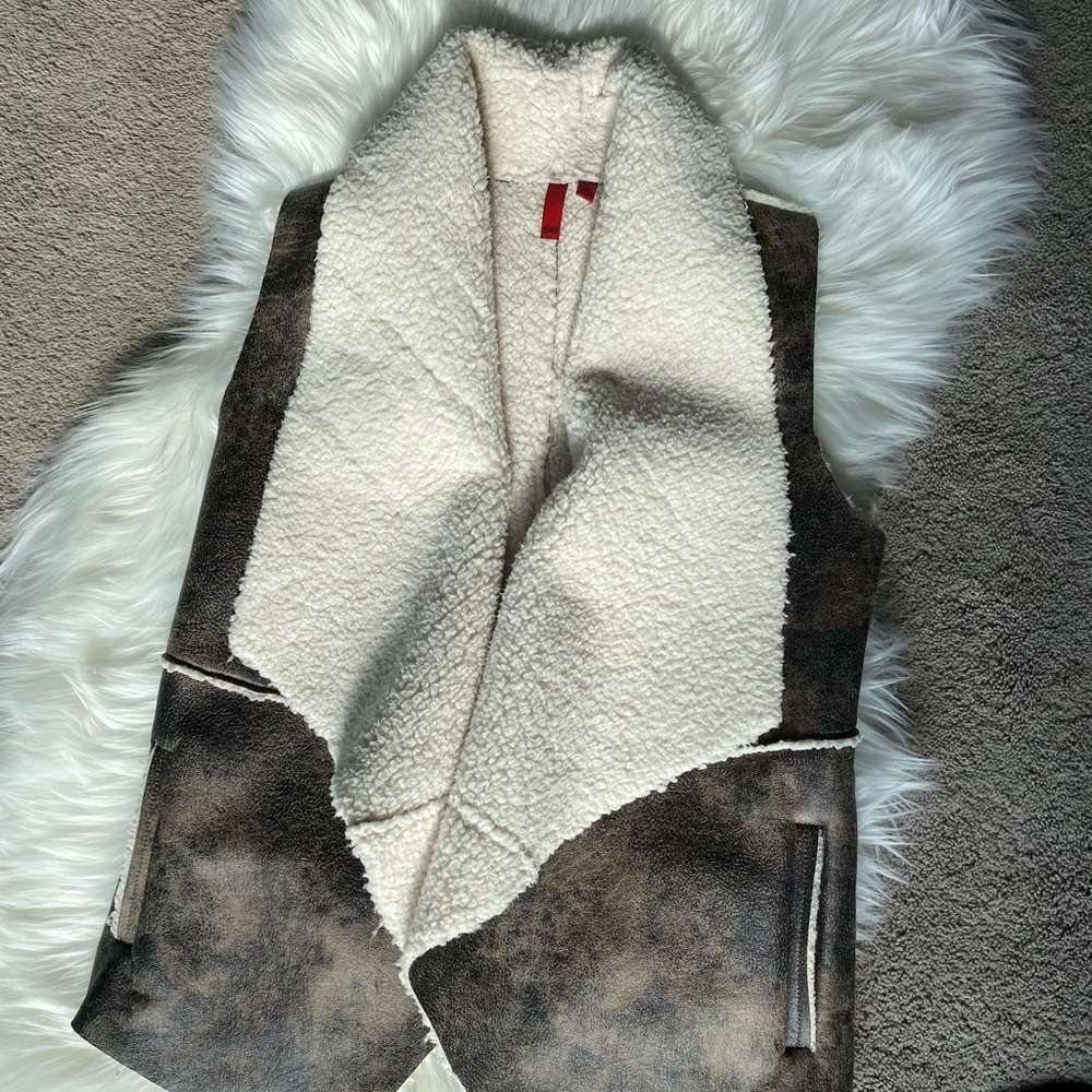 5/48 Faux Sheepskin Vest